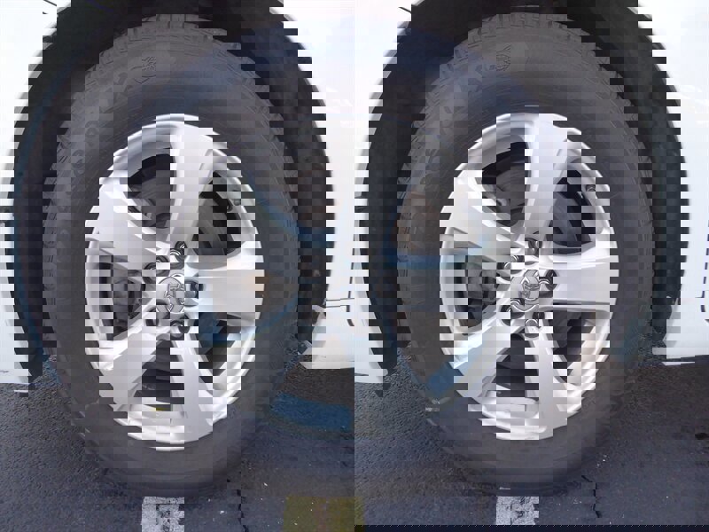 Used 2014 Toyota Sienna LE image 31