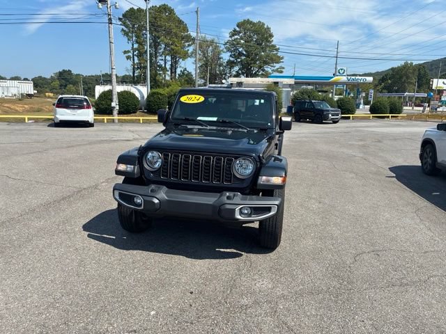 Used 2024 Jeep Gladiator Sport AWD/4WD image 9