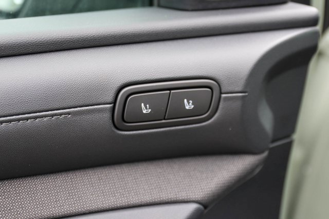 New 2025 Hyundai Santa Cruz Limited image 9