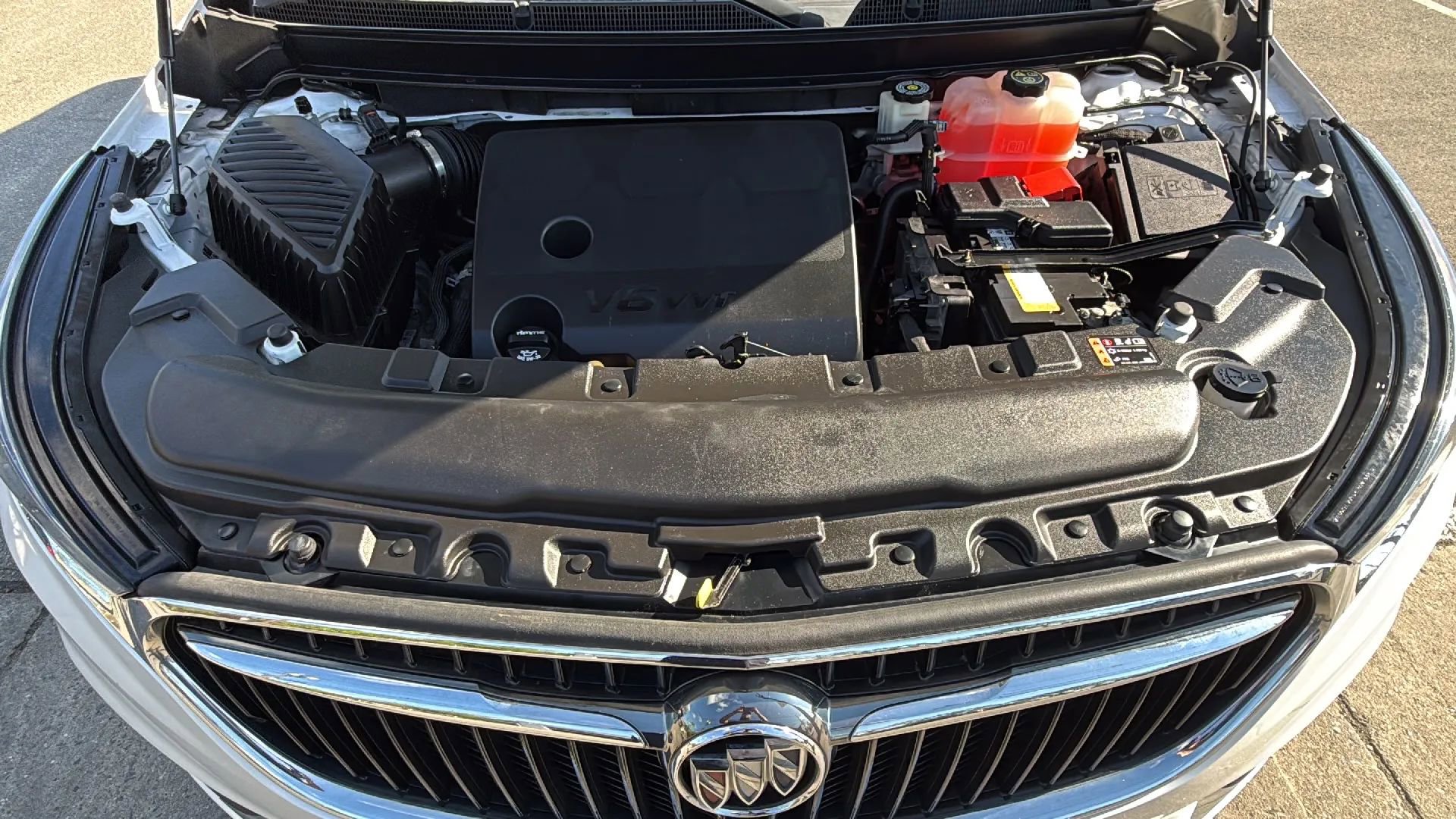 Used 2019 Buick Enclave Essence image 23