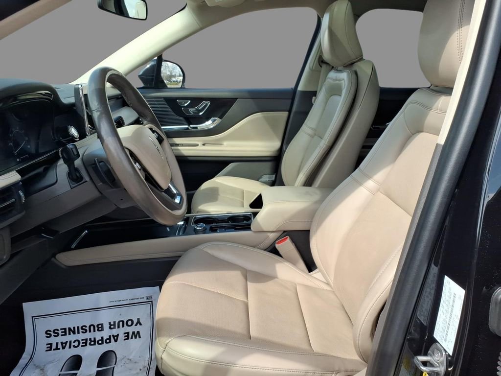 Used 2022 Lincoln Corsair FWD w/ Premium Package image 20