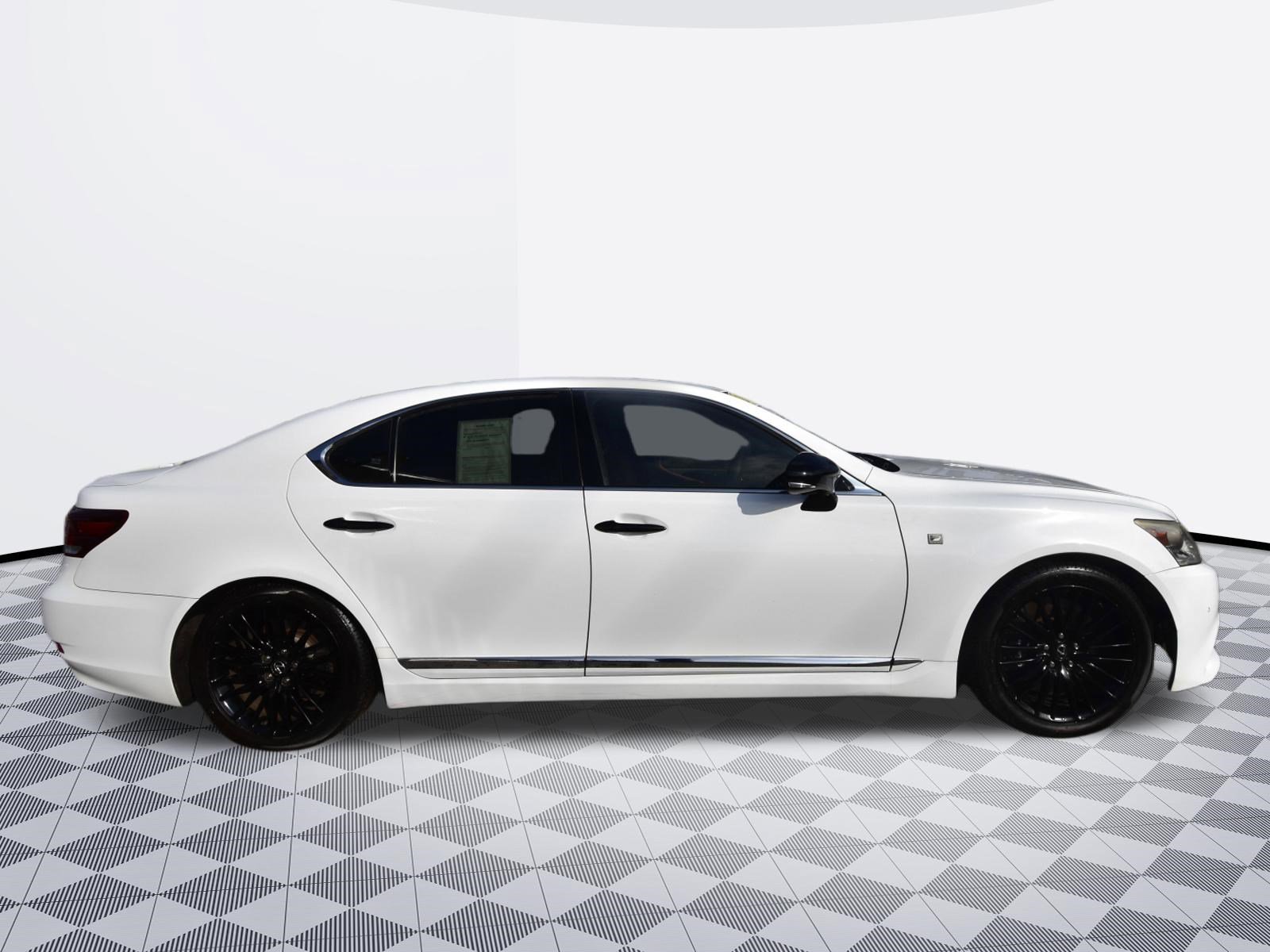 Used 2015 Lexus LS 460 AWD image 5