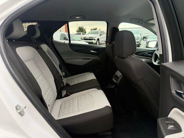 Used 2022 Chevrolet Equinox LT FWD image 4