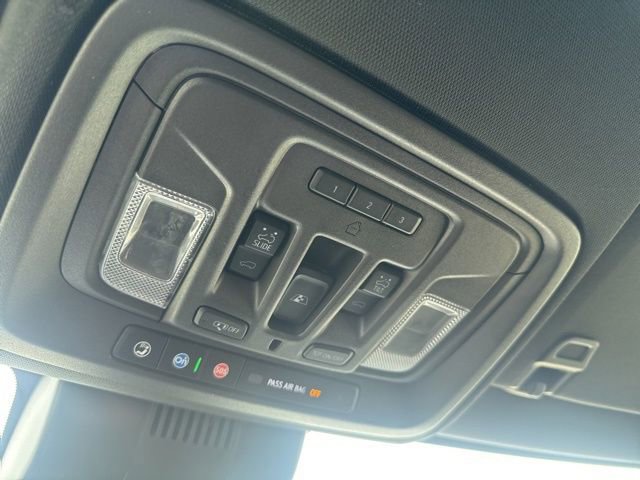 Used 2024 GMC Sierra 2500 AT4 w/ AT4 Premium Plus Package image 23