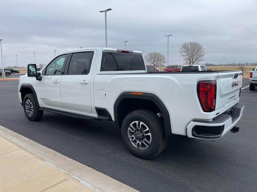 Used 2022 GMC Sierra 2500 AT4 image 5