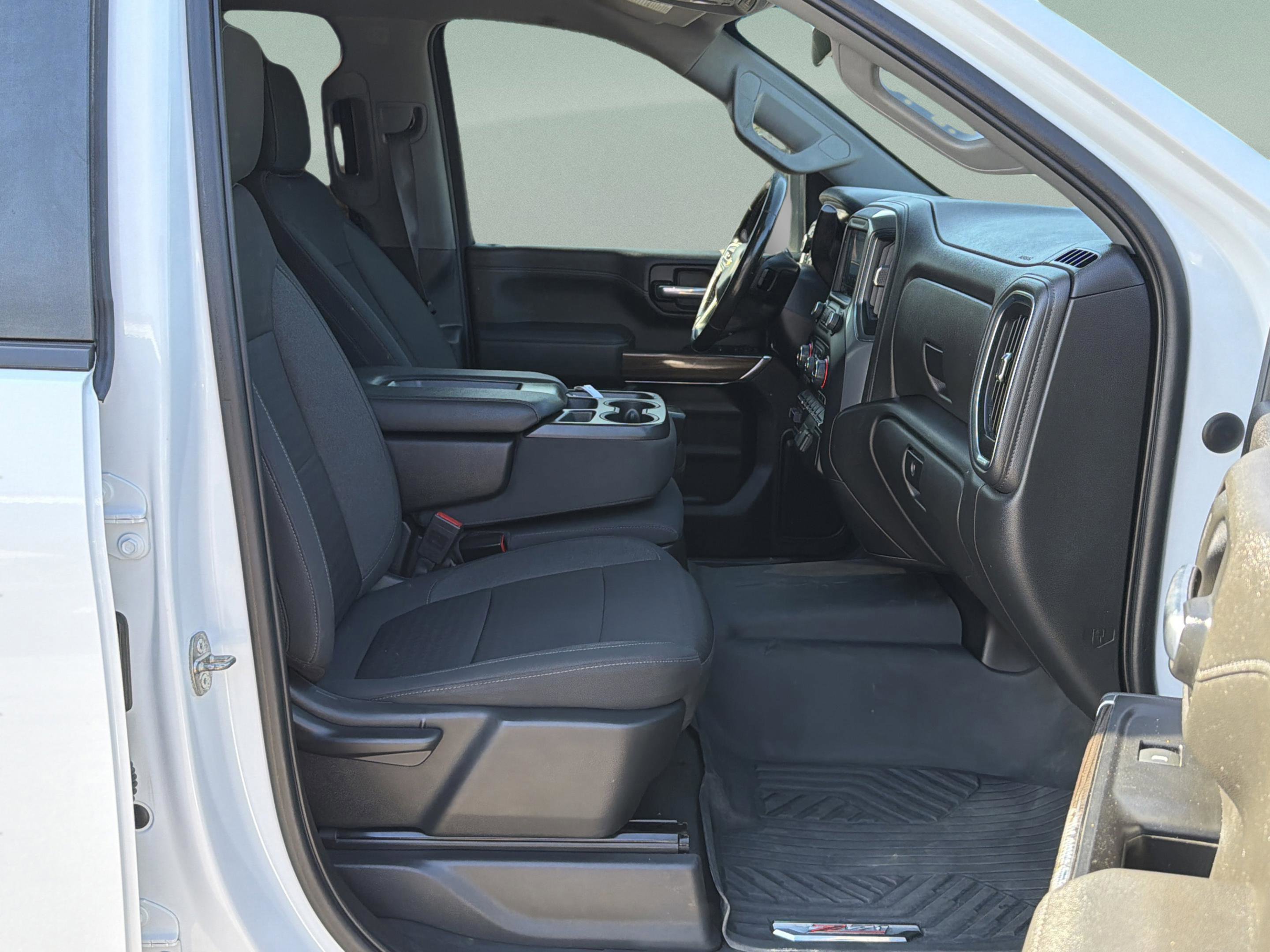 Used 2022 Chevrolet Silverado 2500 LT w/ Convenience Package image 42