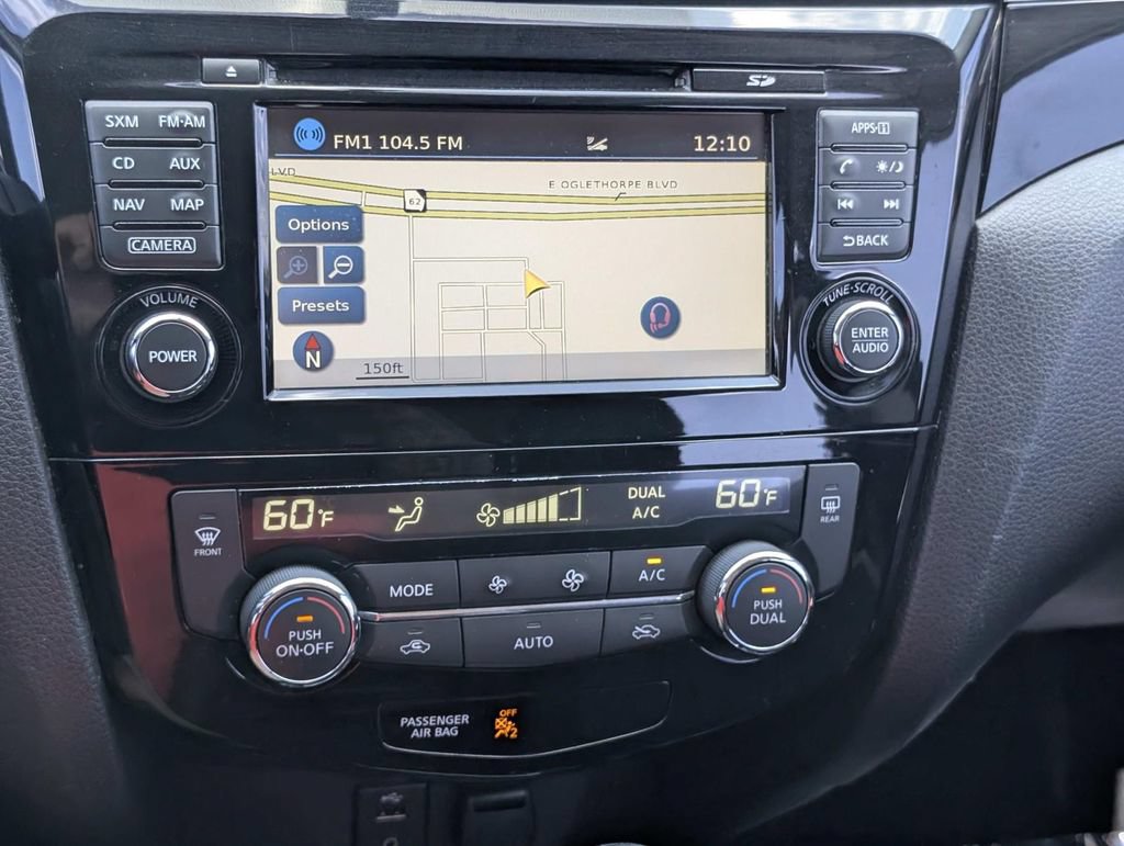 Used 2017 Nissan Rogue Sport SL FWD image 23