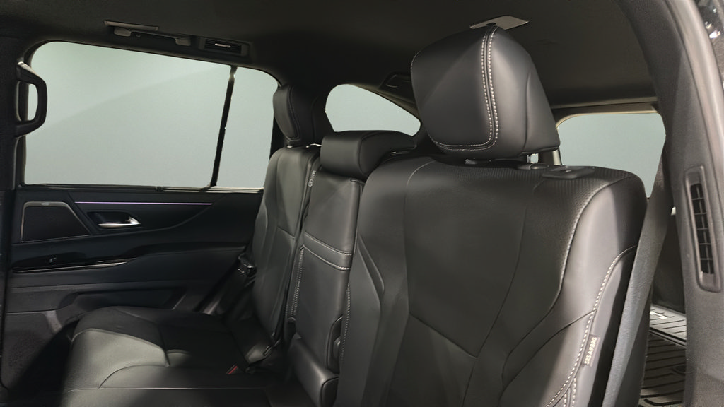 New 2026 Lexus LX 700h Luxury AWD/4WD image 18
