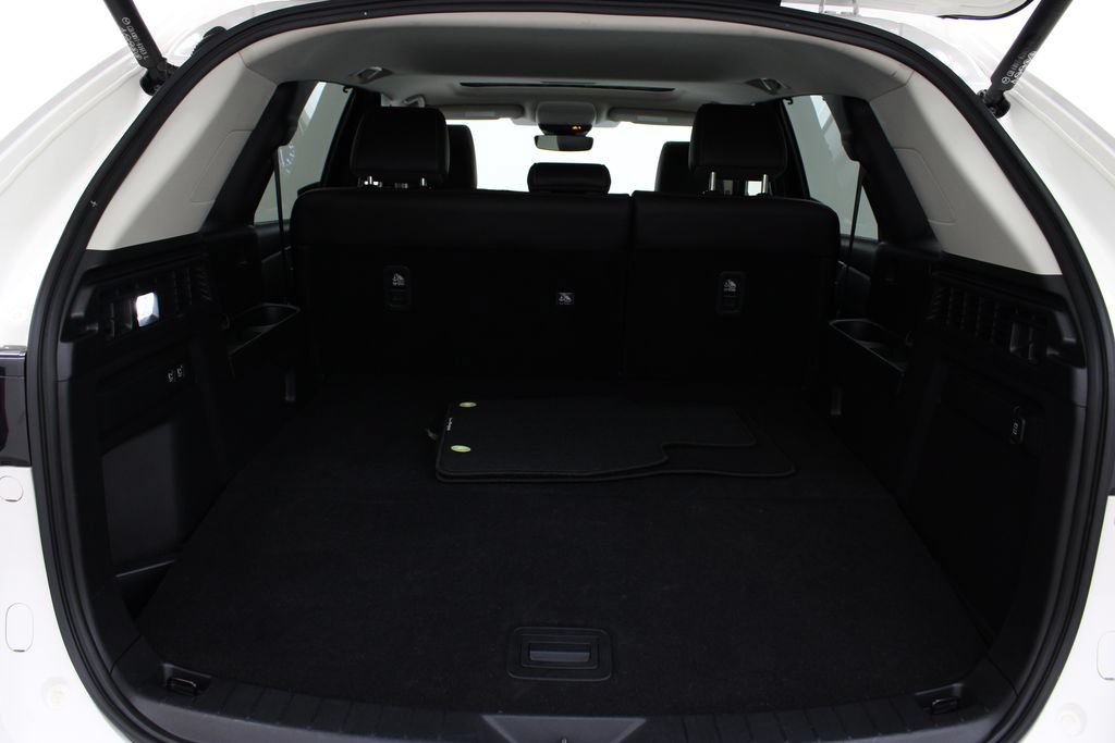 Used 2025 MAZDA CX-70 3.3 Turbo w/ Preferred Package AWD/4WD image 30