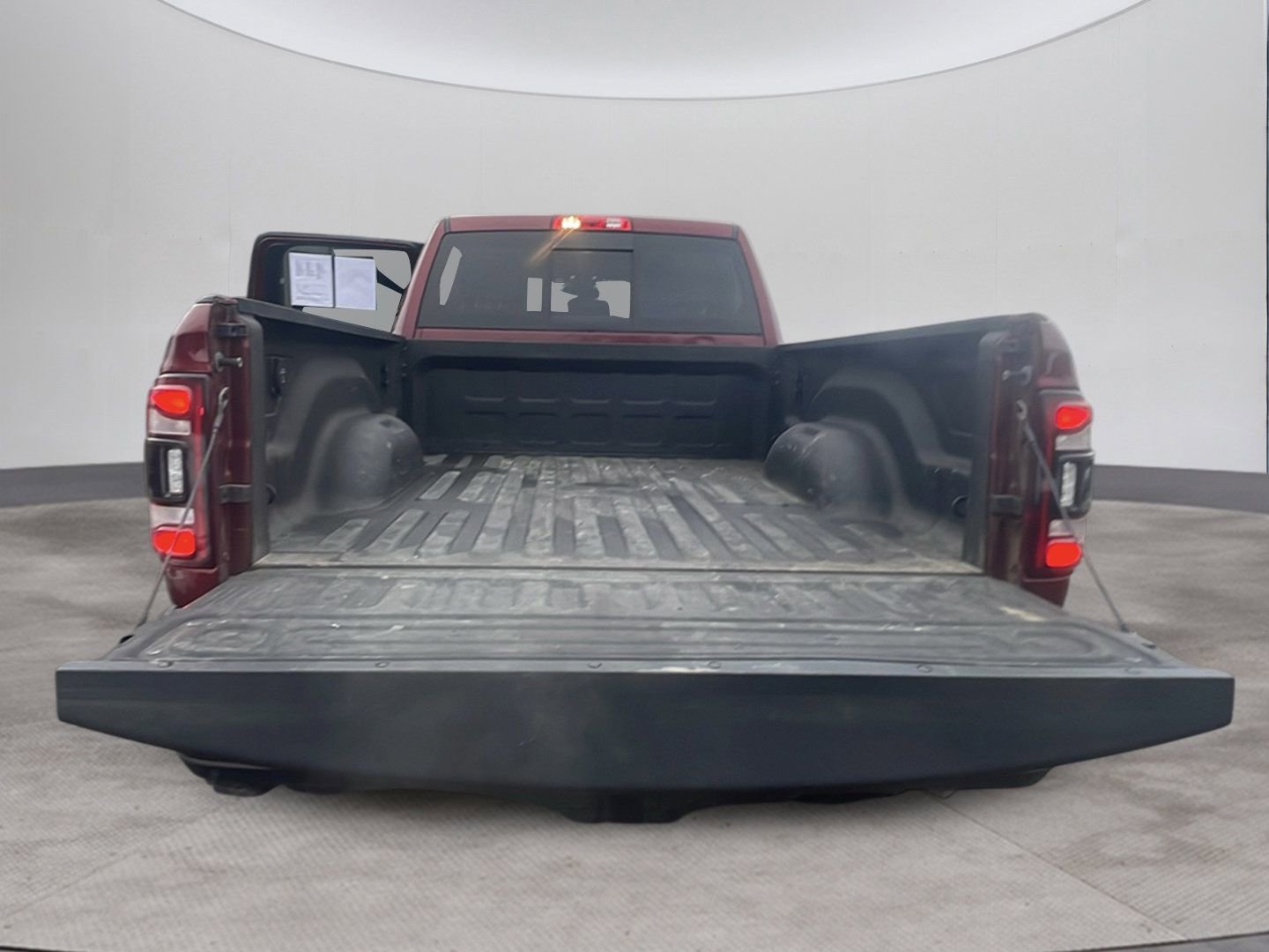 Used 2021 RAM 2500 Laramie w/ Night Edition AWD/4WD image 23