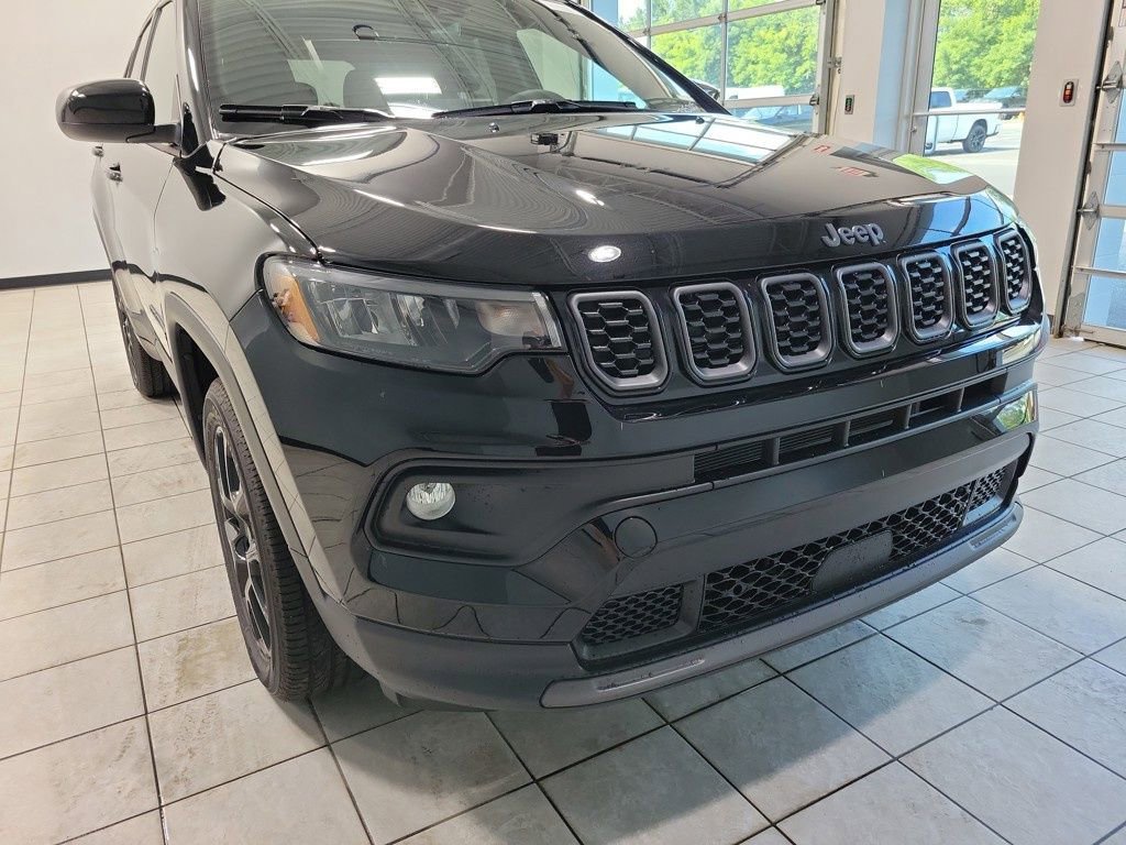 New 2025 Jeep Compass Latitude w/ Convenience Group image 27