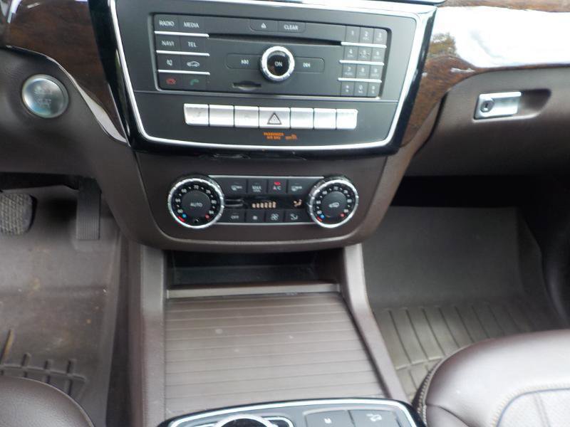 Used 2016 Mercedes-Benz GLE 350 4MATIC w/ Premium Package image 14