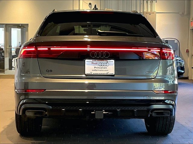New 2027 Audi Q8 Premium Plus AWD/4WD image 2