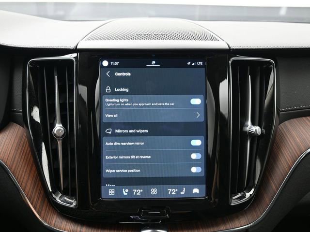 Used 2023 Volvo XC60 B6 Ultimate w/ Protection Package Premier image 17