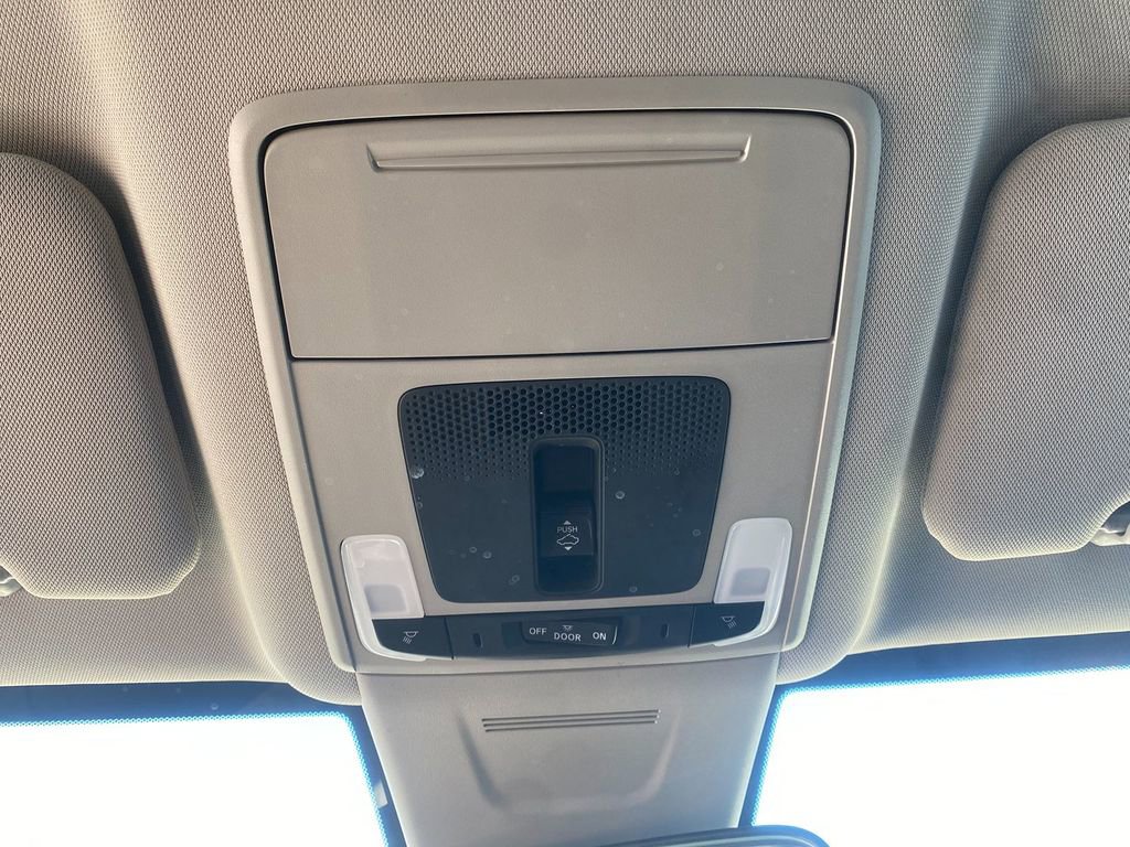 Used 2024 Honda CR-V EX image 23