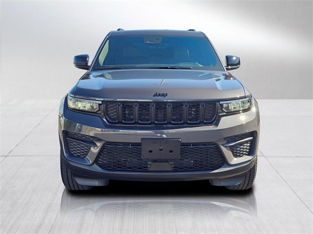 New 2025 Jeep Grand Cherokee Altitude image 36
