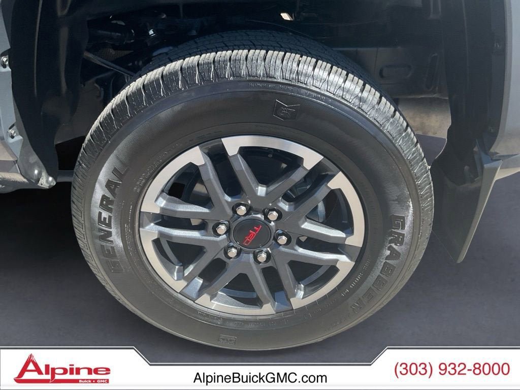 Used 2024 Toyota Tacoma TRD Sport AWD/4WD image 14