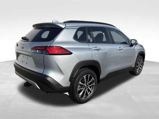 Used 2023 Toyota Corolla Cross XLE AWD/4WD image 17