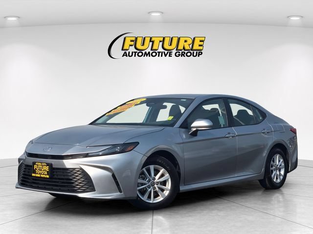 Used 2025 Toyota Camry LE FWD image 10