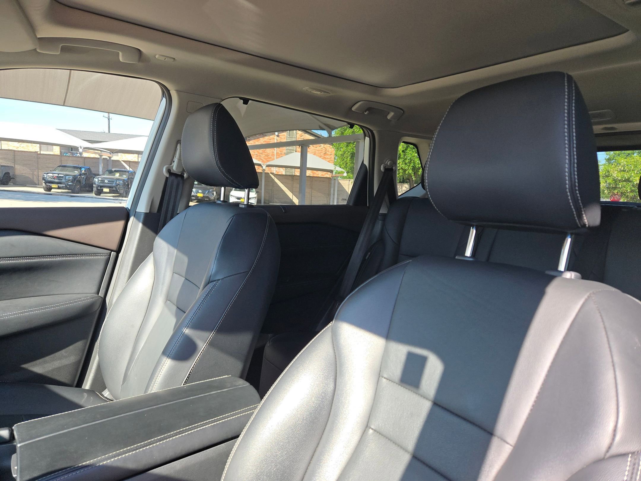 Used 2023 Nissan Rogue SL w/ SL Premium Package FWD image 9