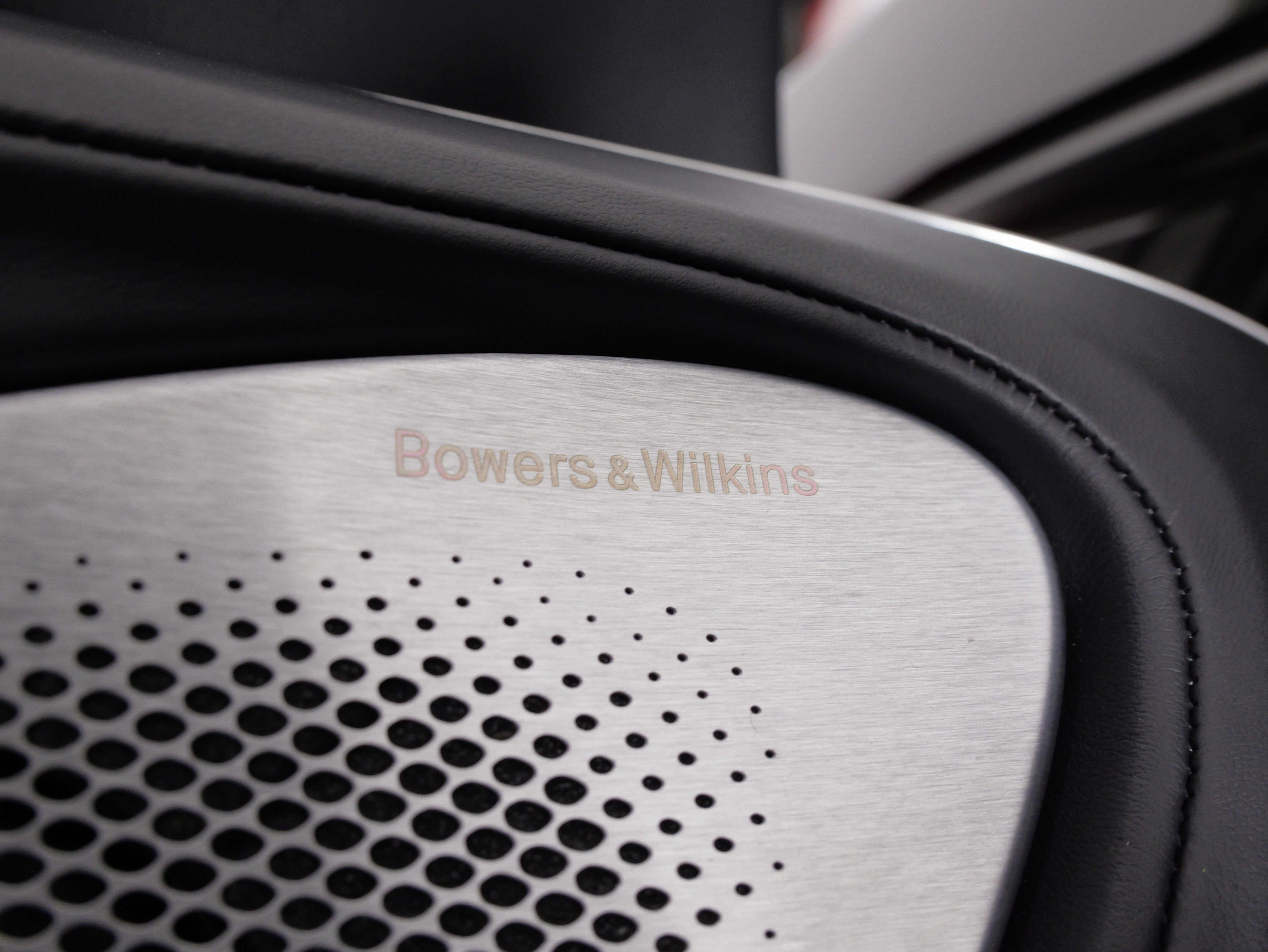 Used 2022 McLaren GT image 33