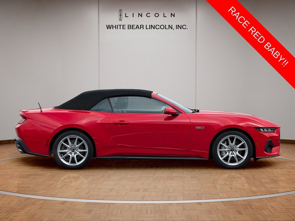 Used 2025 Ford Mustang GT Premium RWD image 4