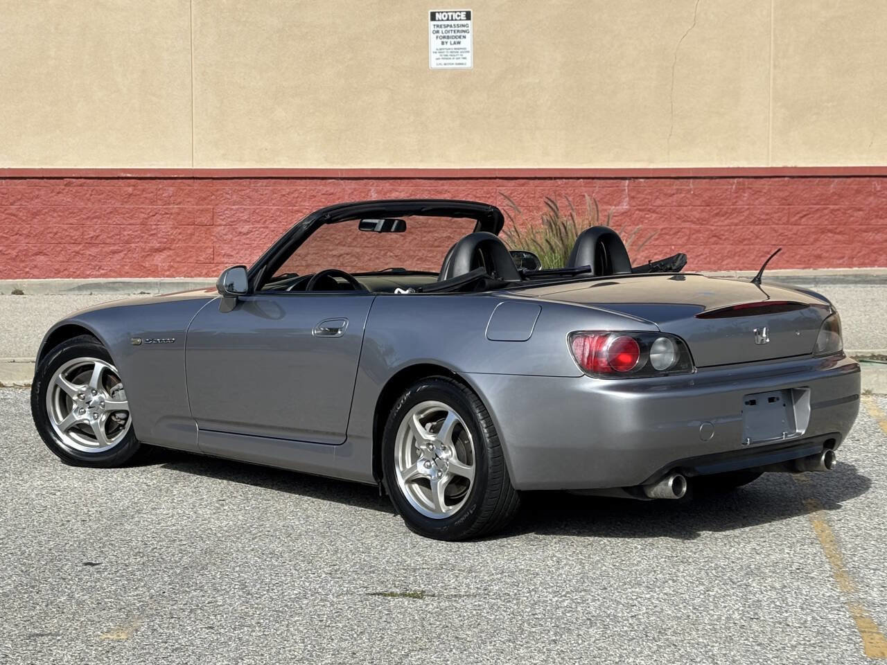 Used 2003 Honda S2000 Base 2dr Convertible image 4