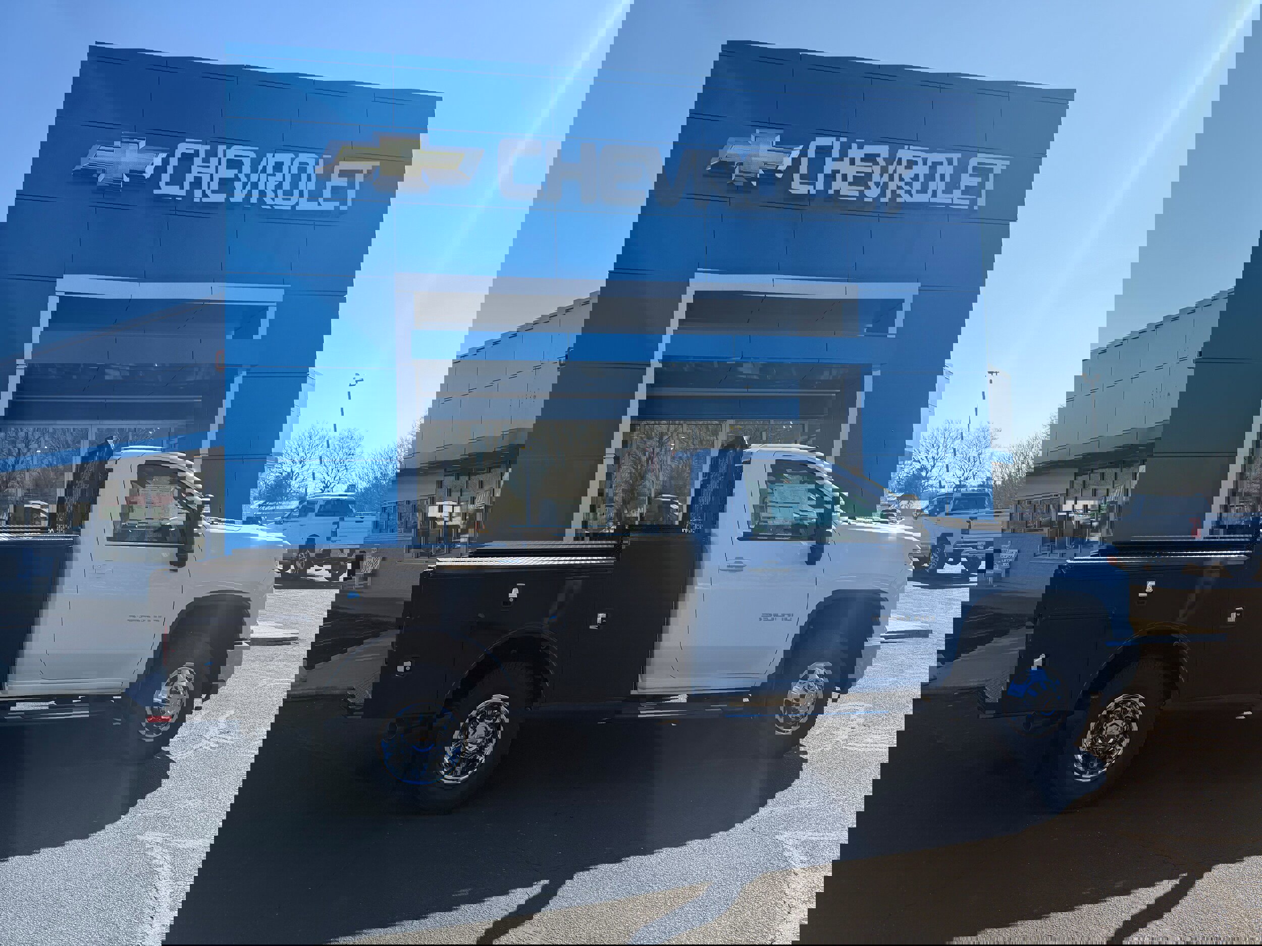 New 2025 Chevrolet Silverado 3500 LT w/ Convenience Package