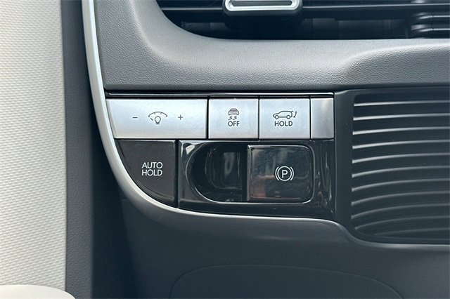Used 2024 Hyundai Ioniq 5 SEL image 32