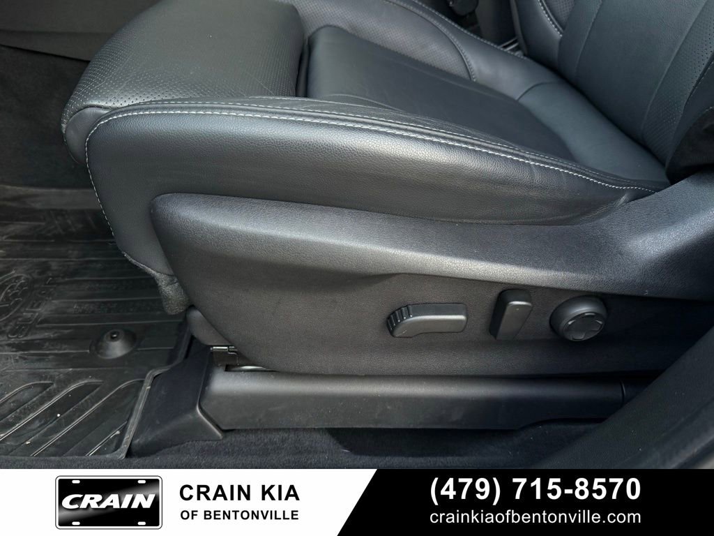 Used 2023 Subaru Ascent Limited AWD/4WD image 12