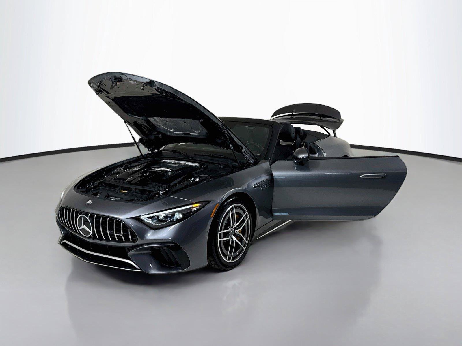 Used 2025 Mercedes-Benz SL 63 AMG 4MATIC image 36