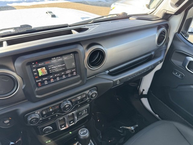 Used 2021 Jeep Wrangler Willys image 19