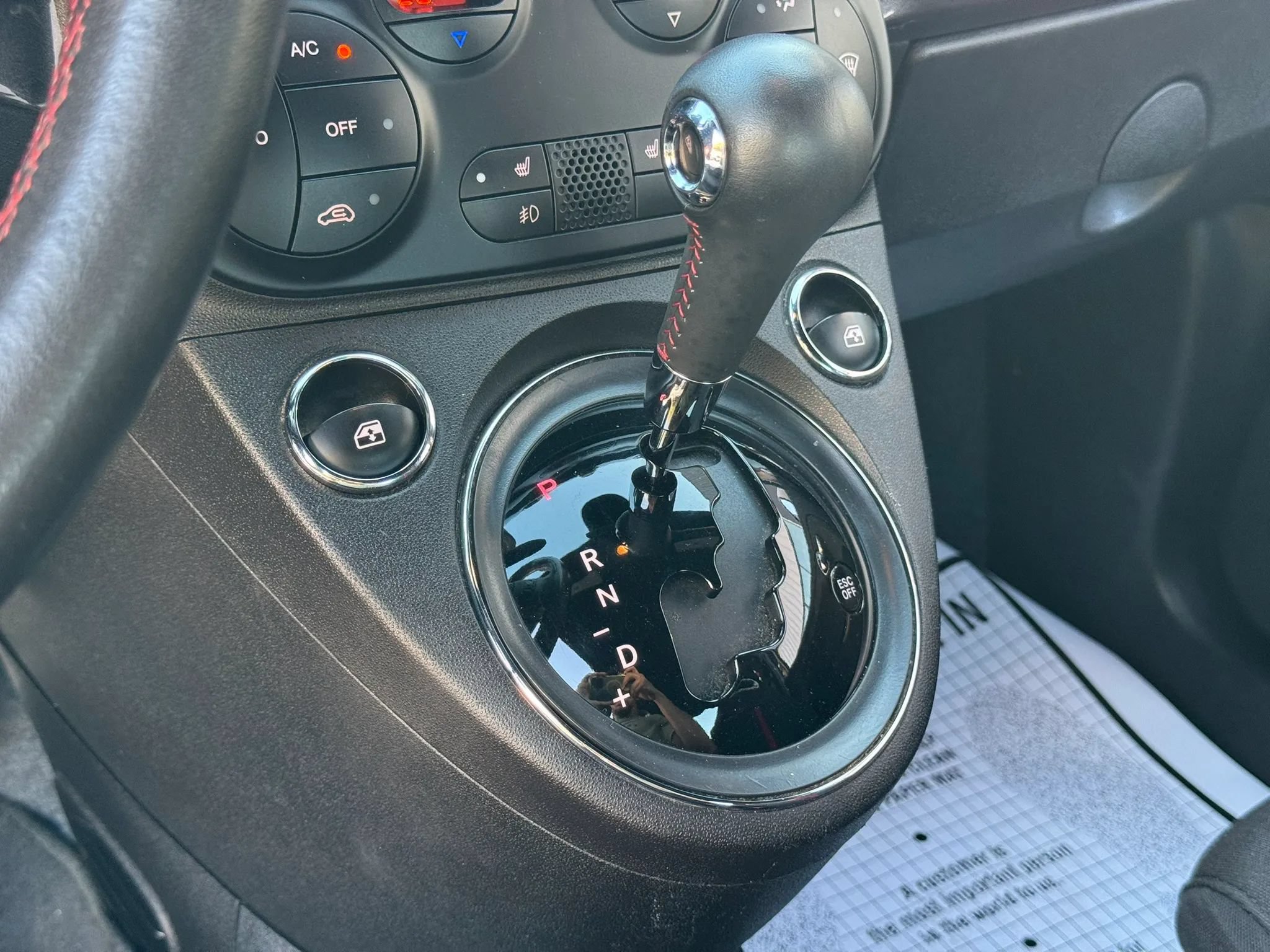 Used 2015 FIAT 500 Abarth w/ Beats Audio Package FWD image 15