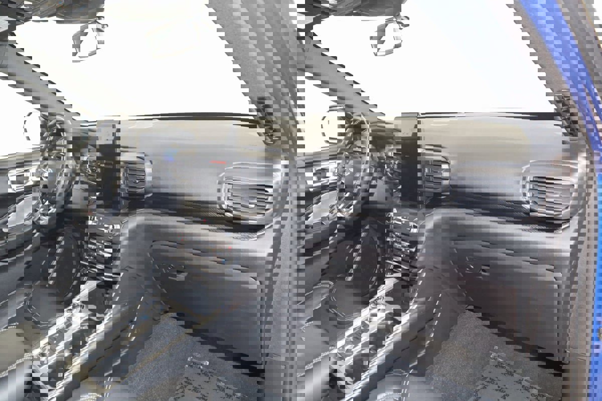 Used 2020 Ford Explorer ST w/ Premium Technology Package image 46