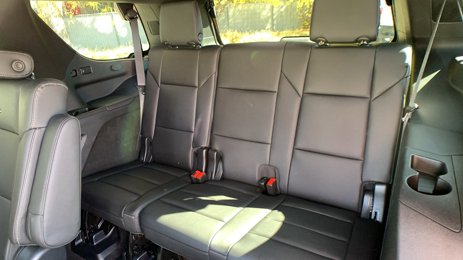 Used 2022 Cadillac Escalade Luxury image 28