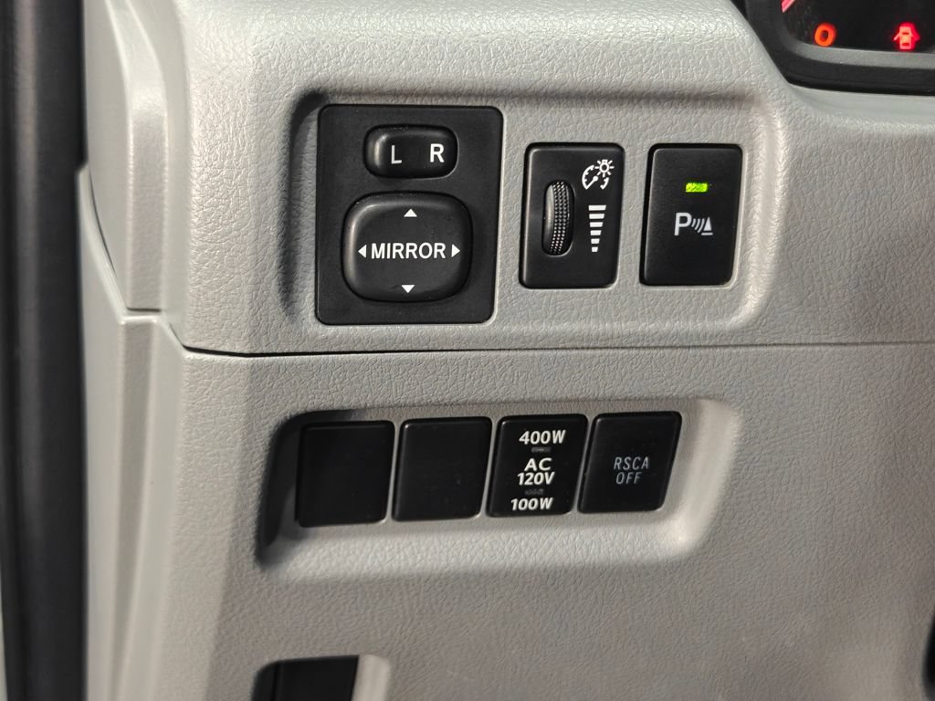 Used 2011 Toyota 4Runner SR5 w/ Premium Pkg w/Leather AWD/4WD image 10