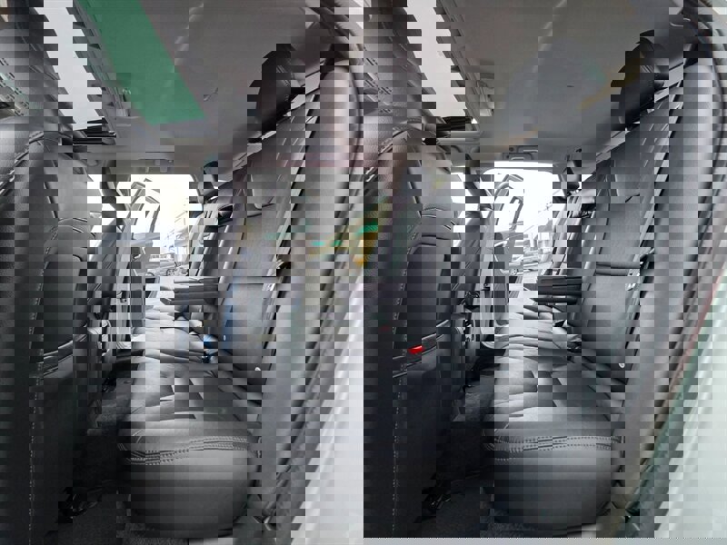 Used 2015 Volvo V60 T5 Premier image 15