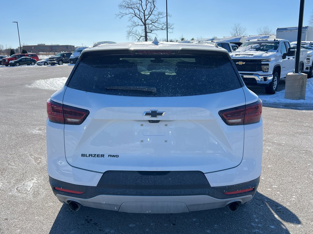 Used 2024 Chevrolet Blazer LT w/ Sound & Technology Package image 4