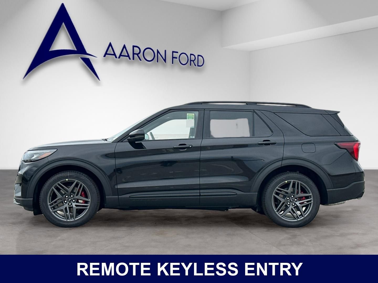 New 2025 Ford Explorer ST-Line w/ Premium Package RWD image 3