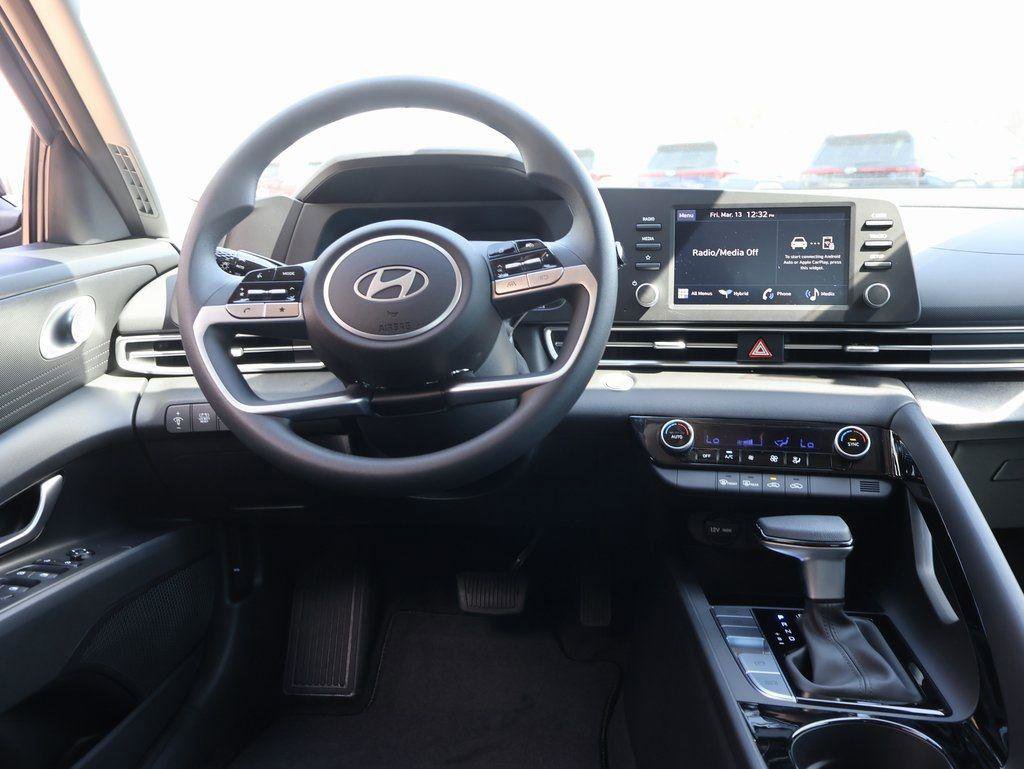 New 2026 Hyundai Elantra Blue image 21