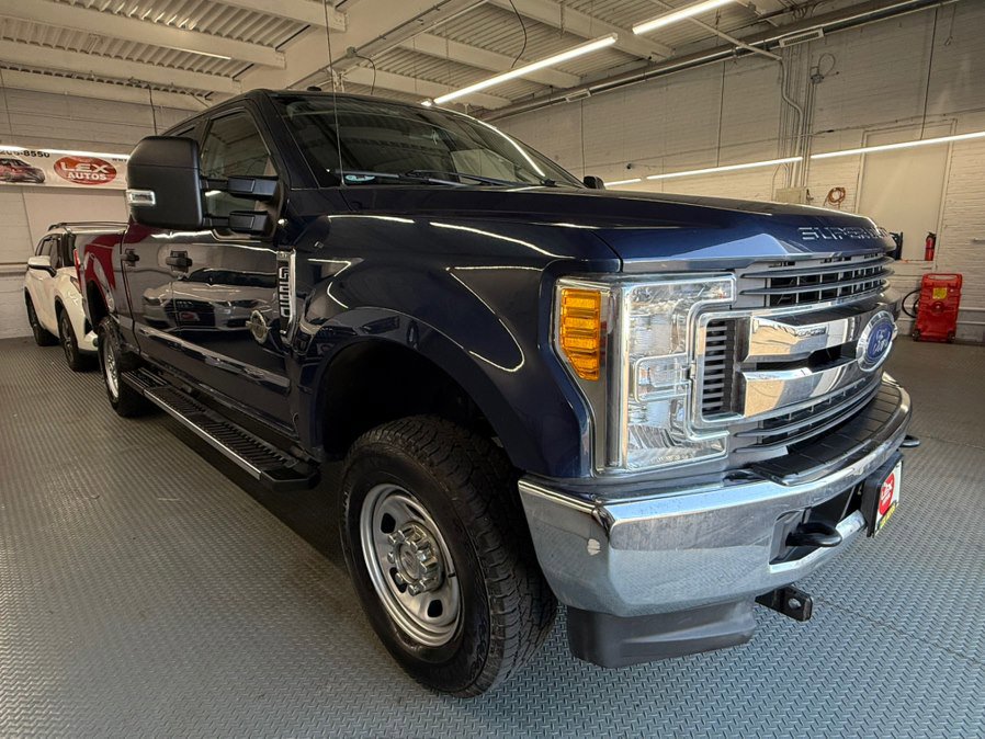 Used 2017 Ford F250 XLT w/ Snow Plow Prep Package image 4