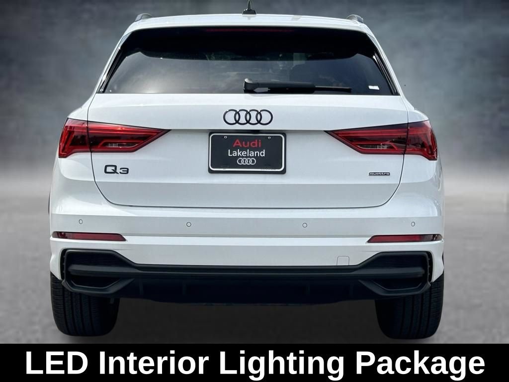 Used 2025 Audi Q3 2.0T Premium w/ Convenience Package AWD/4WD image 4