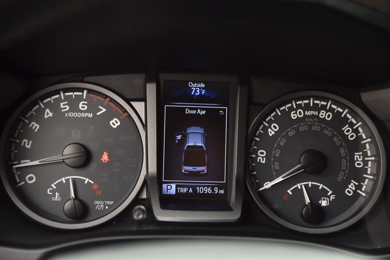 Used 2019 Toyota Tacoma TRD Sport w/ Technology Package image 24