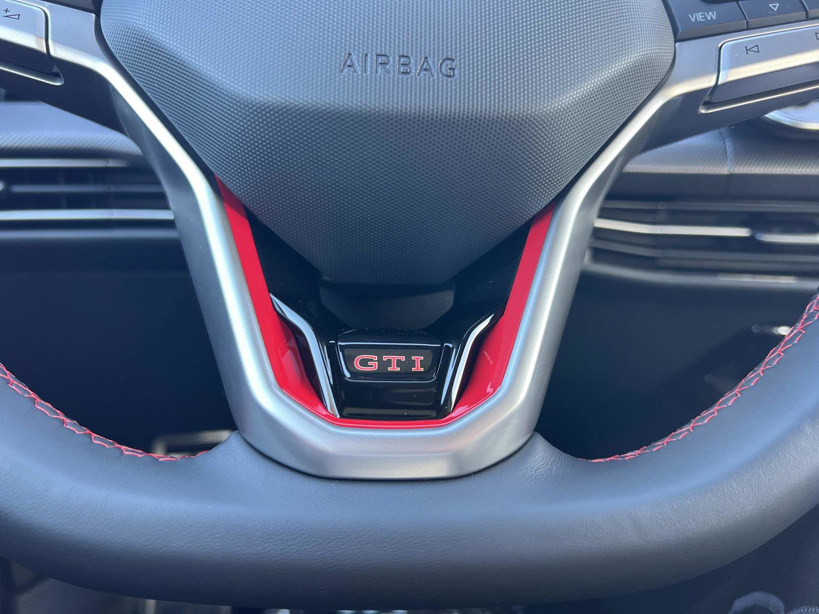 New 2026 Volkswagen GTI SE FWD image 12
