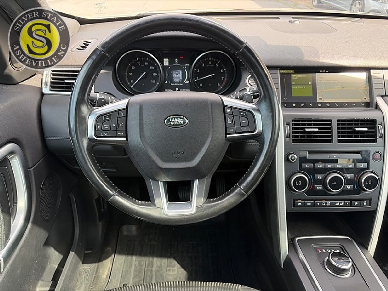 Used 2017 Land Rover Discovery Sport HSE Luxury AWD/4WD image 29