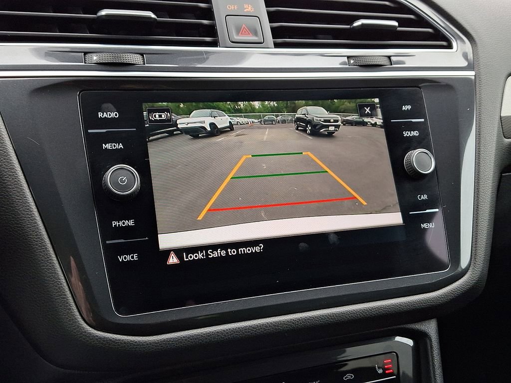 Certified 2023 Volkswagen Tiguan SE AWD/4WD image 17