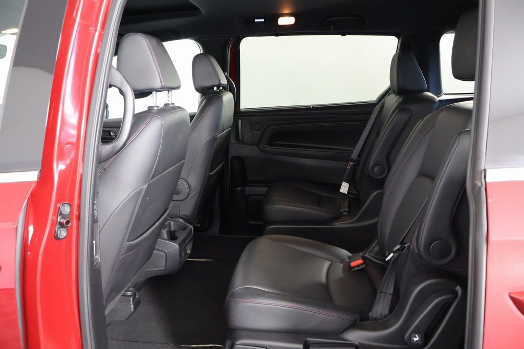 Used 2024 Honda Odyssey Sport image 11