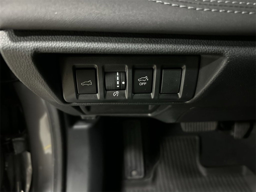 Certified 2020 Subaru Outback Limited image 17