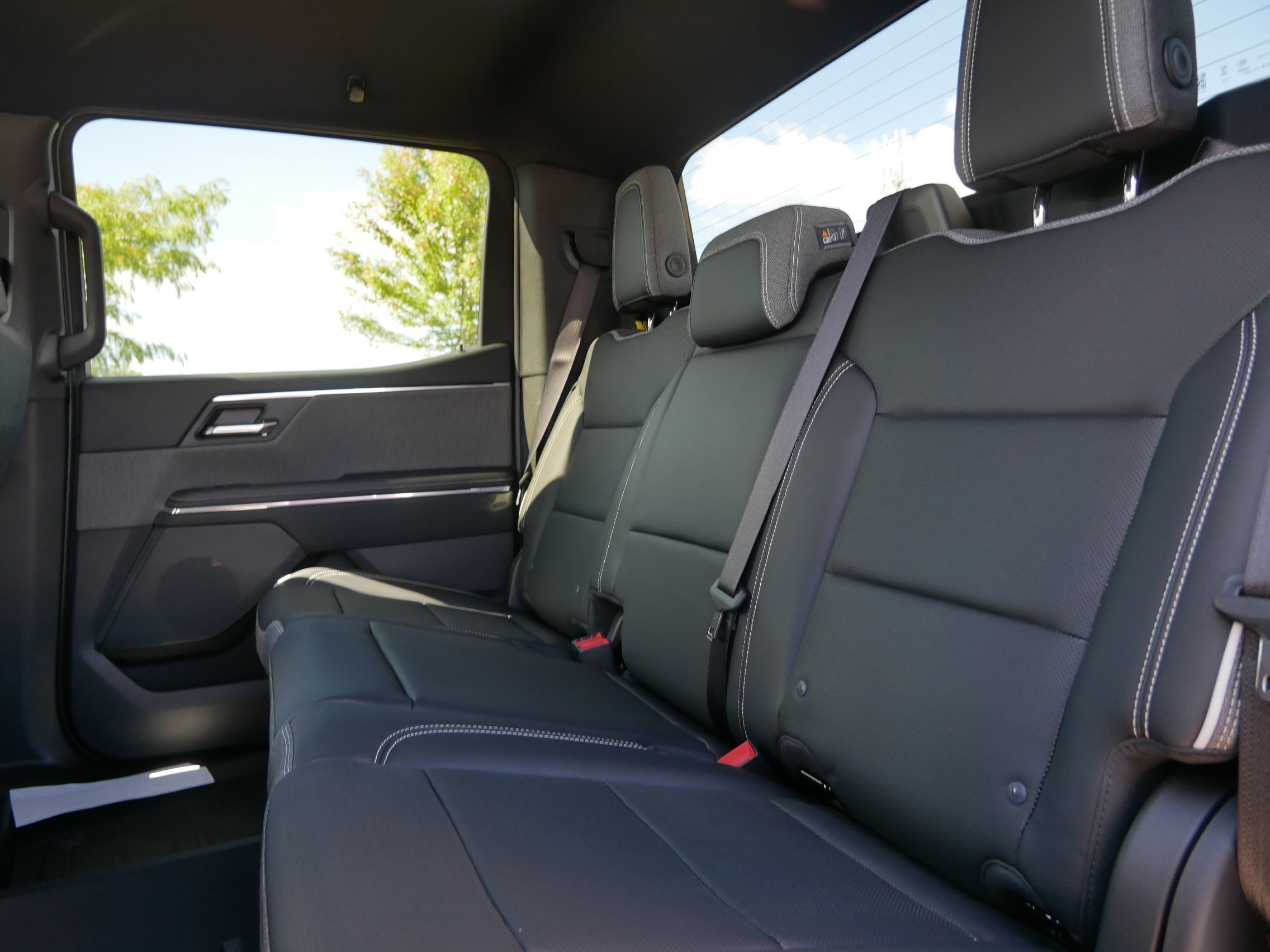 New 2026 GMC Sierra EV Elevation w/ LPO, Elevation Dark Package image 5