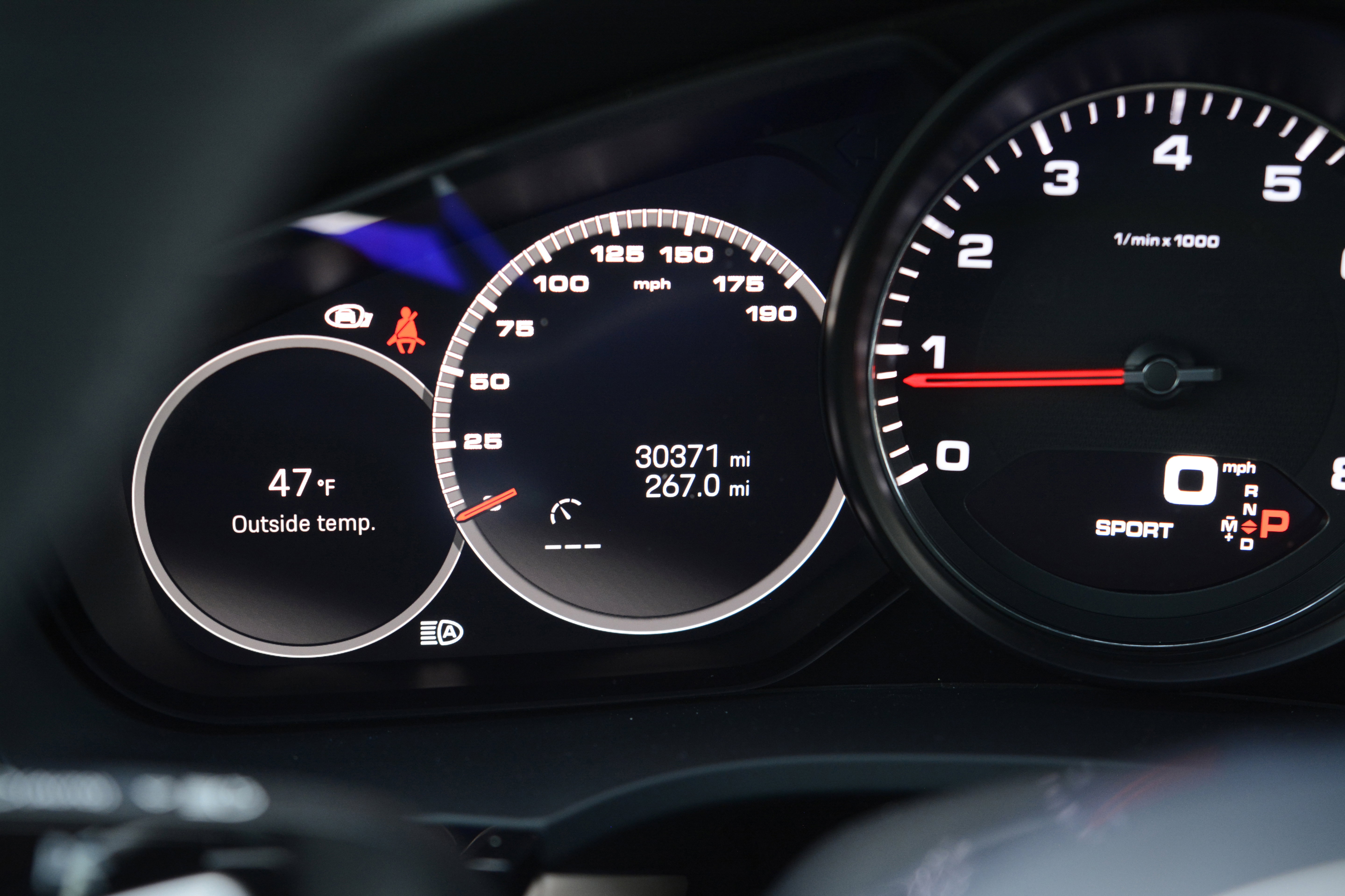 Certified 2023 Porsche Cayenne S Platinum image 19